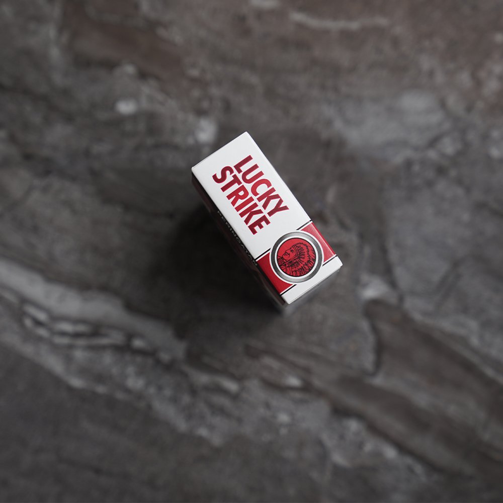 Lucky Strike Red - Image 6